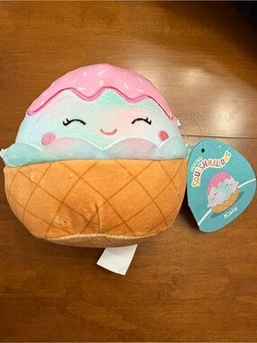 Squishmallows Kaia Ice Cream Cone Plush - see flaws on front in pictures
